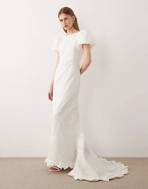 Белое жаккардовое платье макси с бантом Dream Sister Jane Bridal
Белое жаккардовое платье макси с бантом Dream Sister Jane Bridal