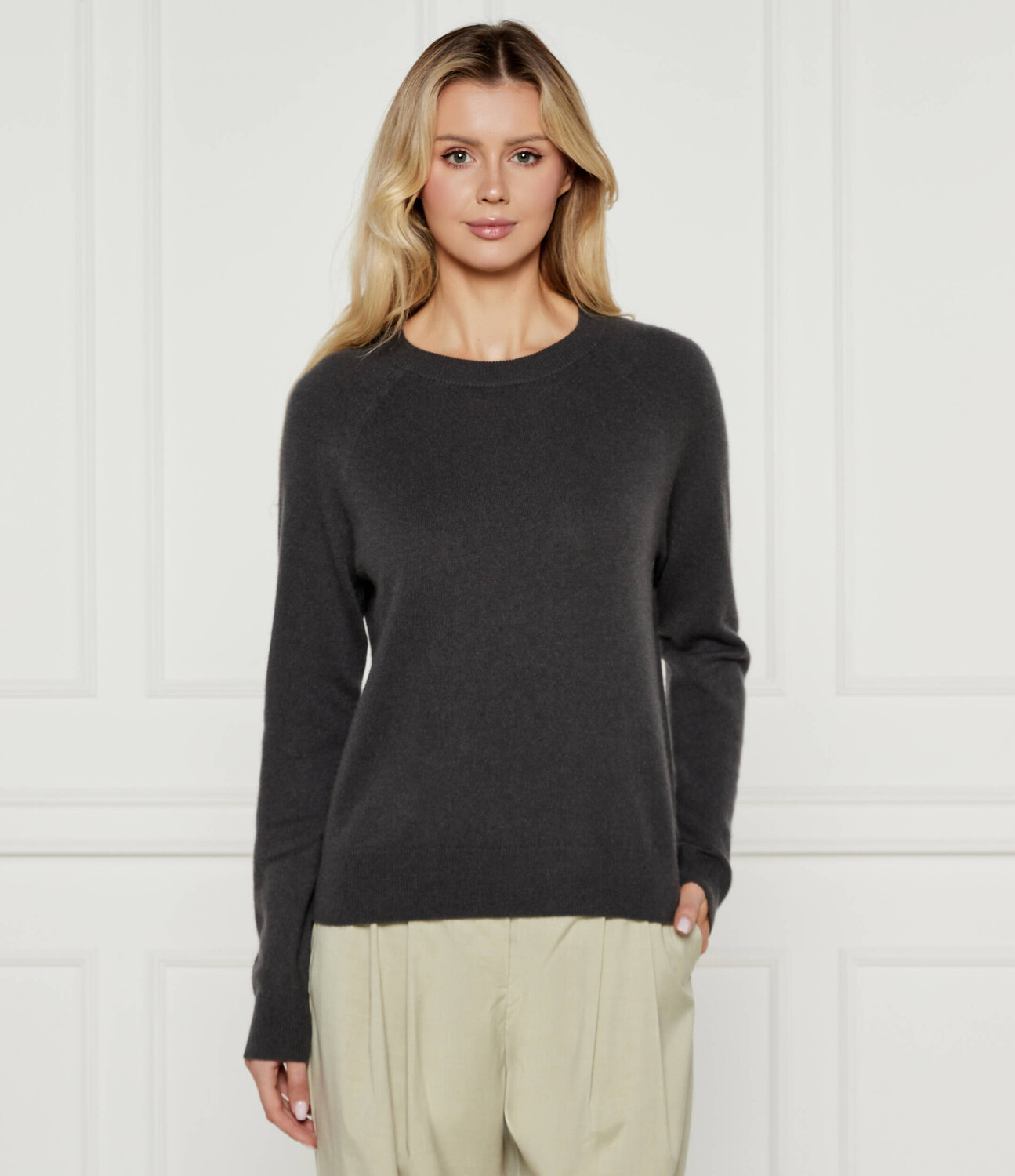 Кашемировый свитер Samsøe Samsøe Boston Regular Fit, черный
Кашемировый свитер Samsøe Samsøe Boston Regular Fit, черный