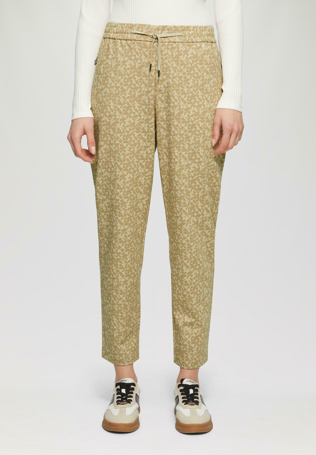 Спортивные брюки s.Oliver, бежевый
Спортивные брюки s.Oliver, бежевый