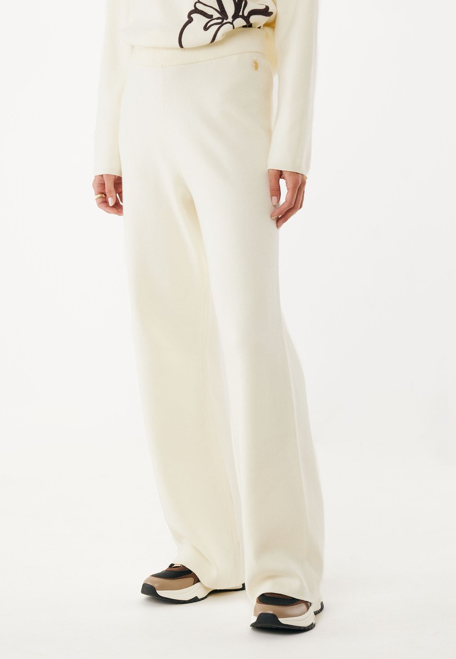 Брюки Mexx Trousers, Cream/Beige
Брюки Mexx Trousers, Cream/Beige