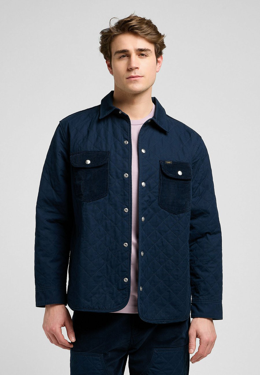 Куртка Lee REGULAR FIT, Rivet Navy/Dark Blue
Куртка Lee REGULAR FIT, Rivet Navy/Dark Blue