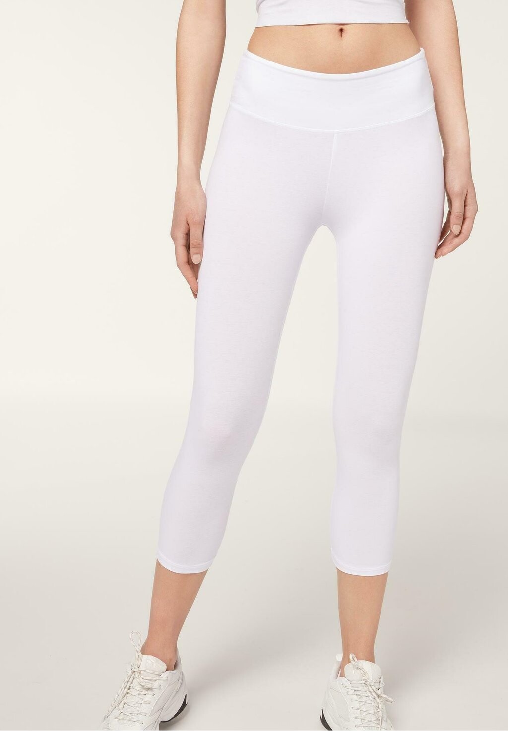 Леггинсы Capri Calzedonia, брюки бьянко
Леггинсы Capri Calzedonia, брюки бьянко