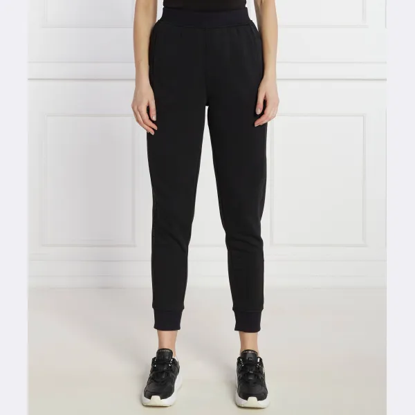 Спортивные брюки стандартного кроя Calvin Klein, черный
Спортивные брюки стандартного кроя Calvin Klein, черный