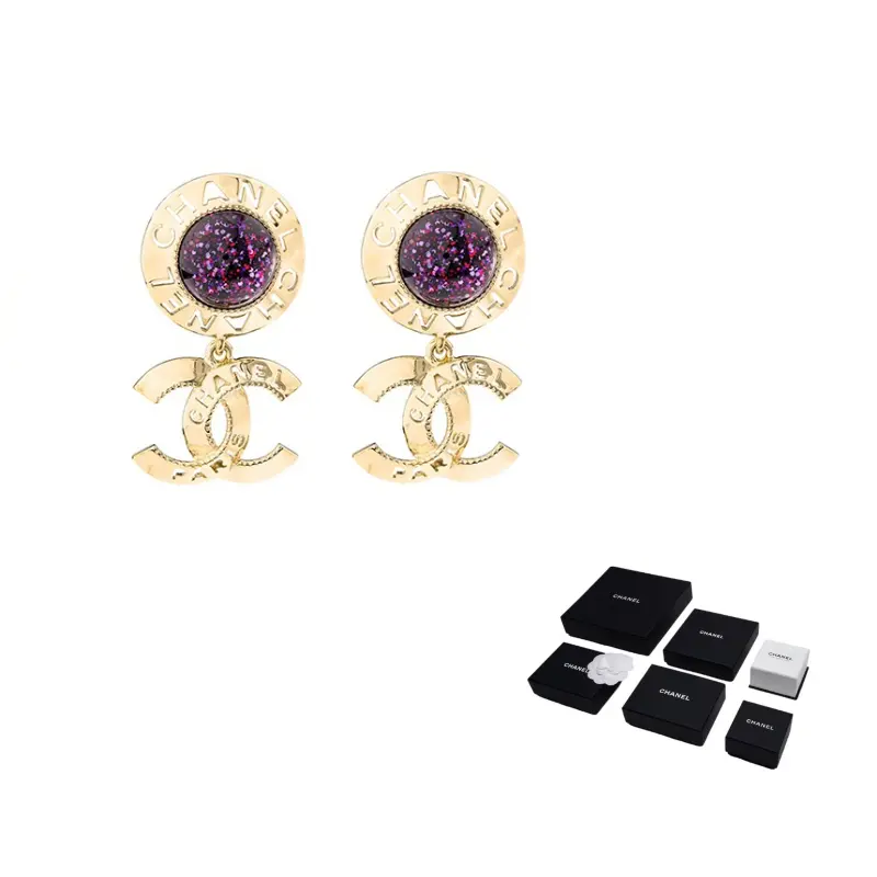 Серьги женские CHANEL
Серьги женские CHANEL