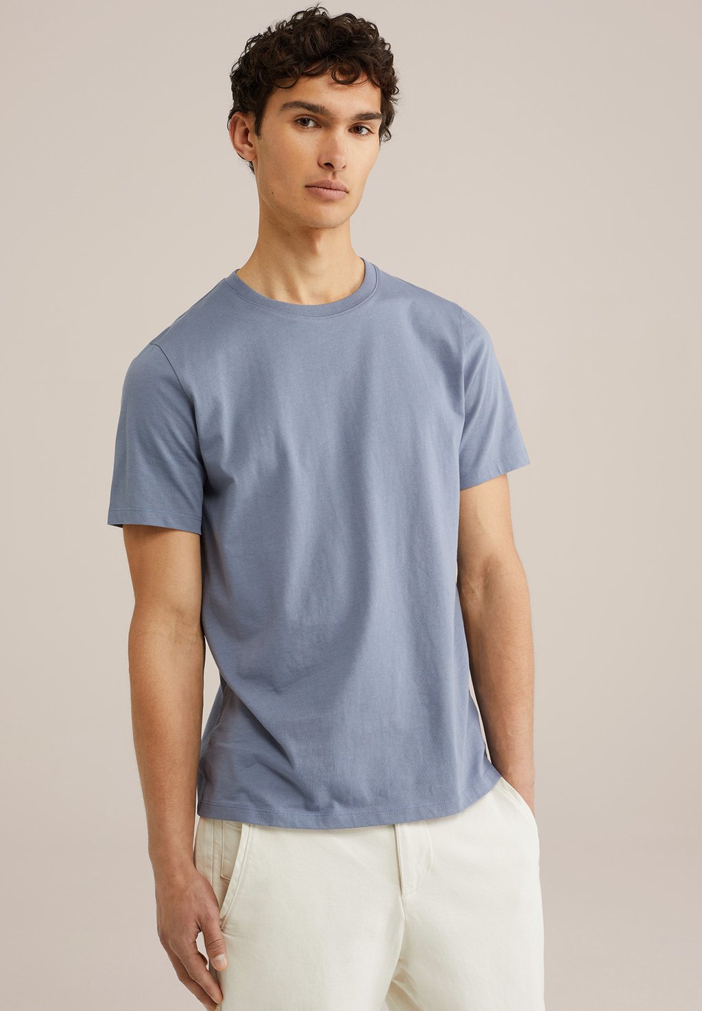 Базовая футболка WE Fashion, синий
Базовая футболка WE Fashion, синий