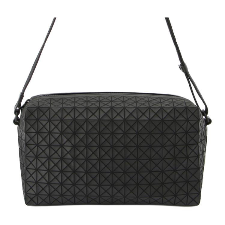 Сумка через плечо для фотоаппарата из ПВХ черная ISSEY MIYAKE
Сумка через плечо для фотоаппарата из ПВХ черная ISSEY MIYAKE