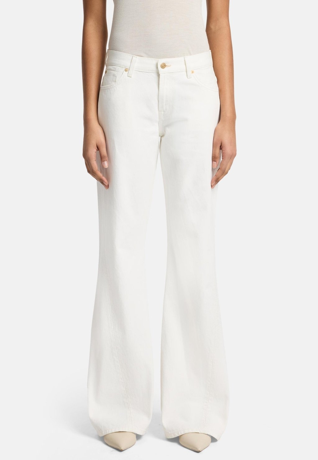 Расклешенные джинсы 7 for all mankind, белый
Расклешенные джинсы 7 for all mankind, белый