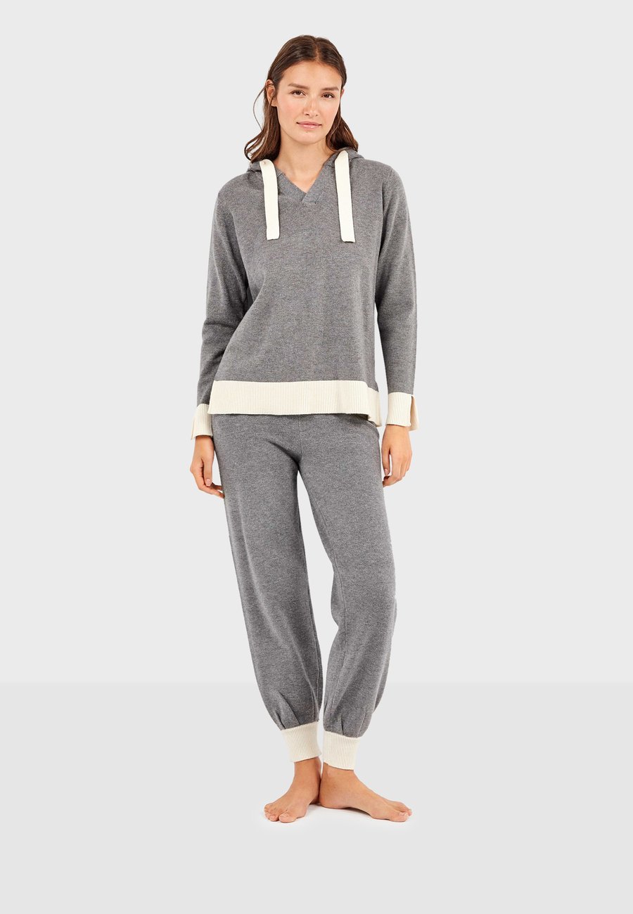 Пижамный комплект Gisela Pyjama set, Heather Grey/Grey
Пижамный комплект Gisela Pyjama set, Heather Grey/Grey