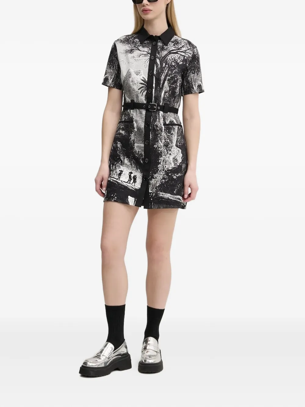 Мини-платье с поясом Desigual, черный
Мини-платье с поясом Desigual, черный