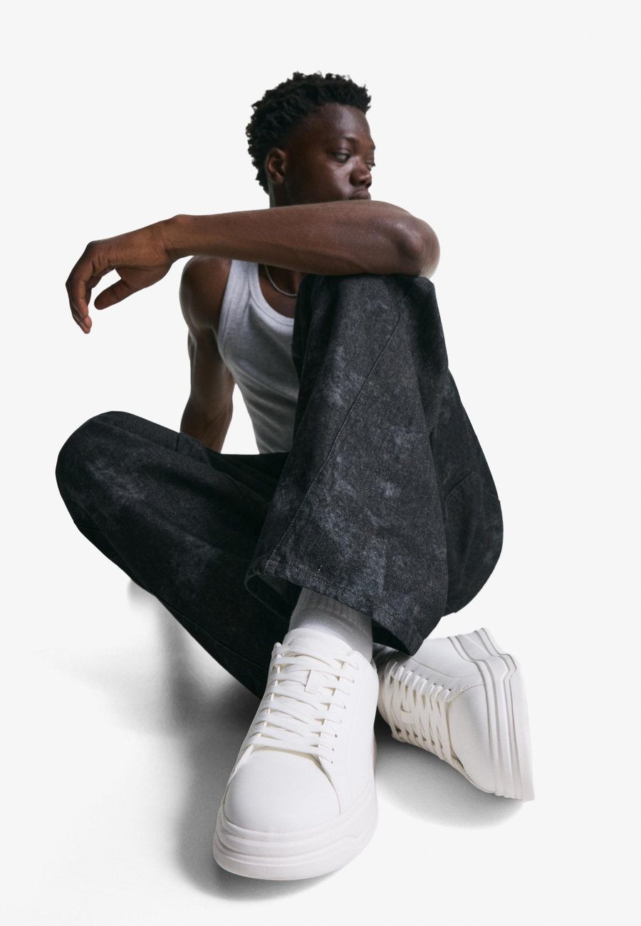 Кроссовки Bershka Trainers, White
Кроссовки Bershka Trainers, White