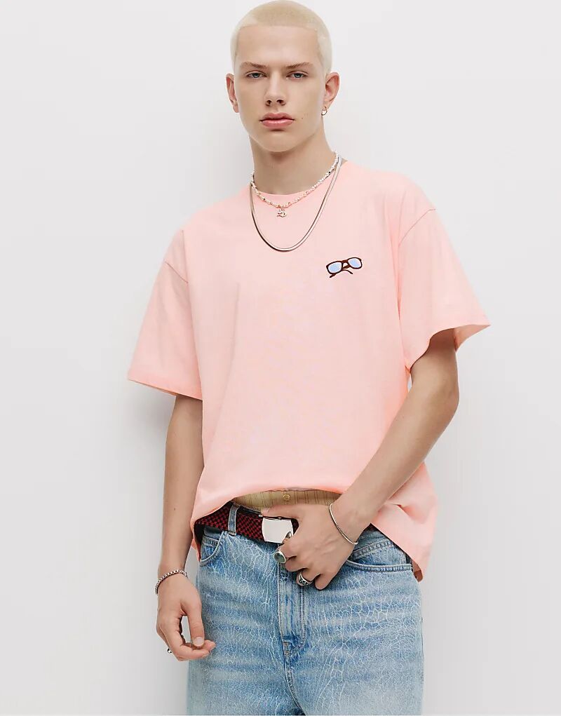 Футболка Pull&Bear Stwd с солнцезащитными очками розового цвета 
Футболка Pull&Bear Stwd с солнцезащитными очками розового цвета