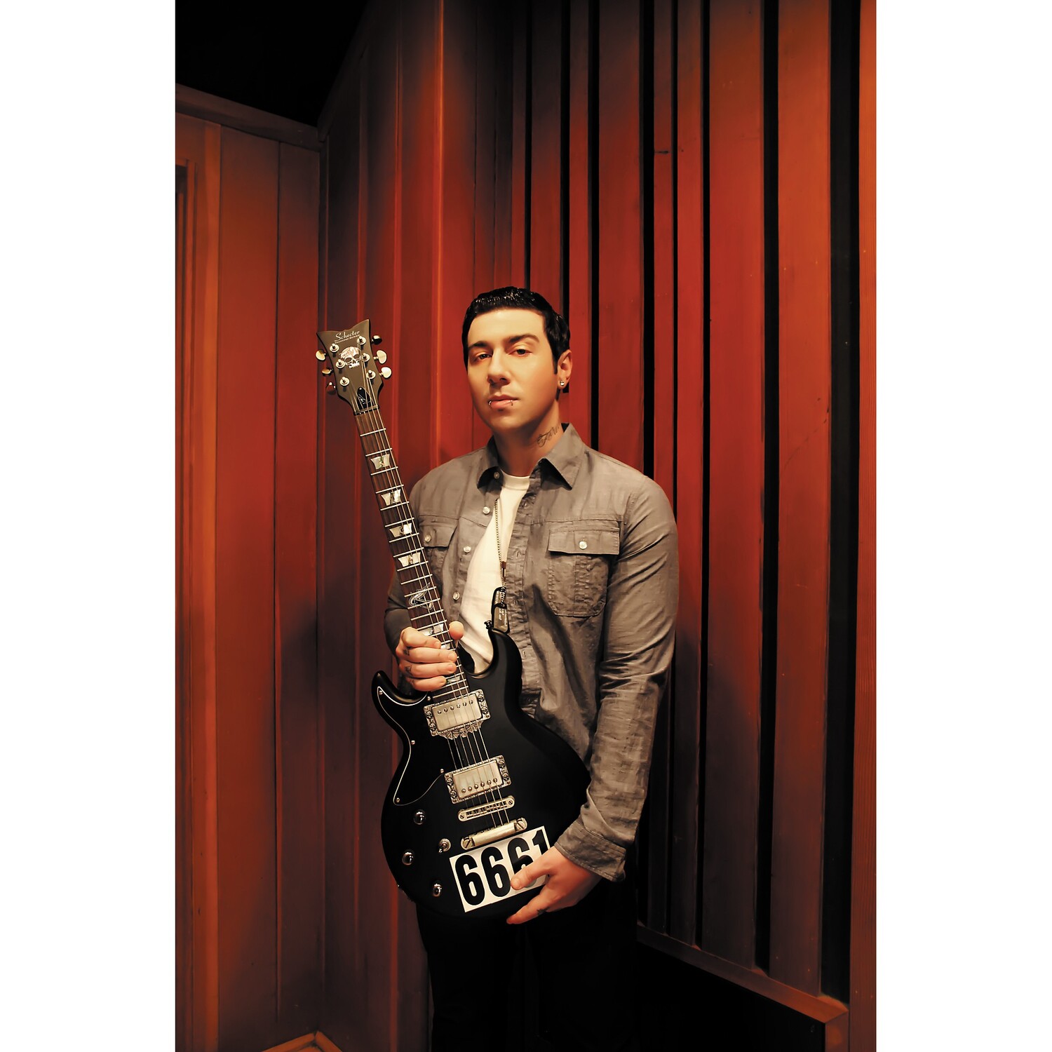 Schecter Guitar Research Zacky Vengeance 6661 Электрогитара для левшей Satin Black
Schecter Guitar Research Zacky Vengeance 6661 Электрогитара для левшей Satin Black