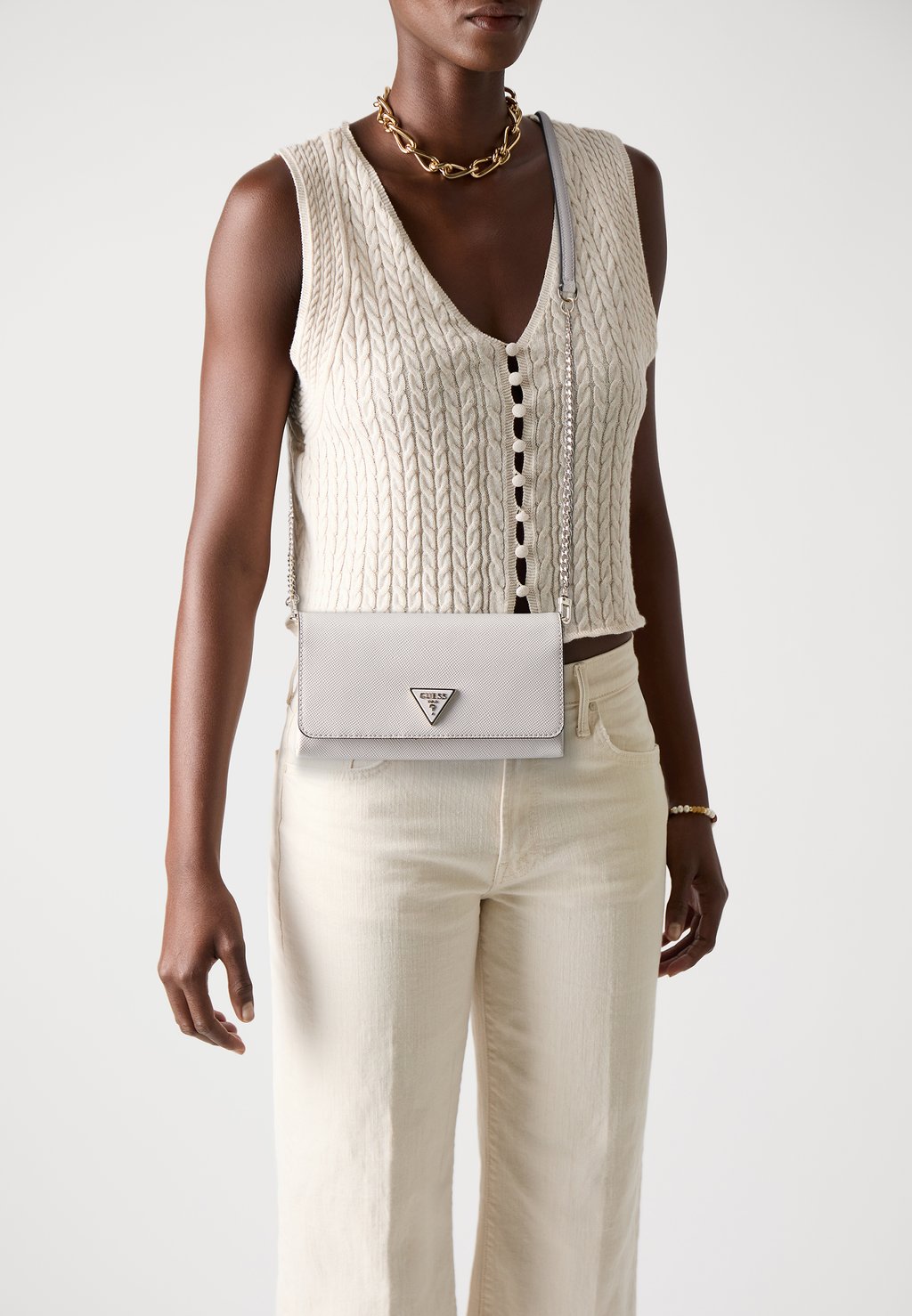 Сумка через плечо NOELLE II XBODY FLAP ORGANIZER - Across body bag Guess, кремовый
Сумка через плечо NOELLE II XBODY FLAP ORGANIZER - Across body bag Guess, кремовый