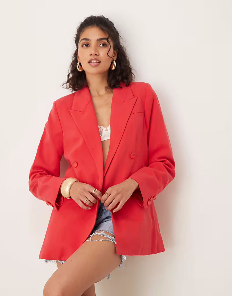 Scalpers - Блейзер красного цвета
Scalpers - Блейзер красного цвета