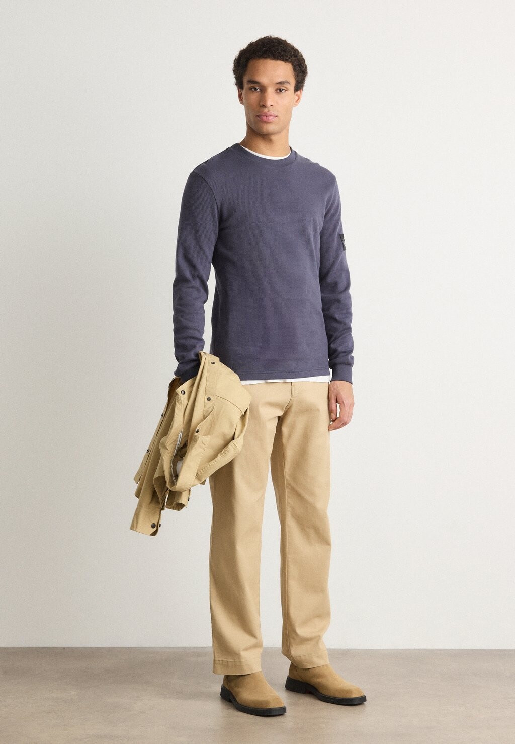 Топ с длинными рукавами BADGE TEE Calvin Klein Jeans, темно-серый
Топ с длинными рукавами BADGE TEE Calvin Klein Jeans, темно-серый