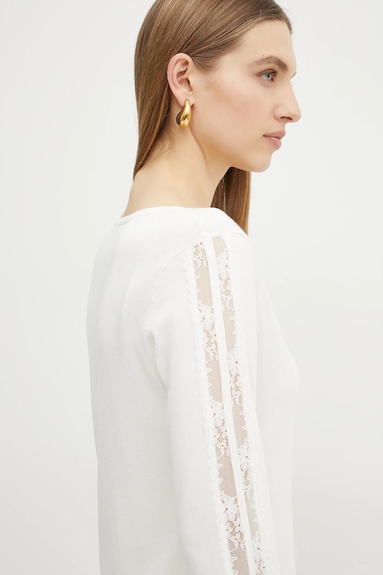 Свитер Mielo Morgan, бежевый
Свитер Mielo Morgan, бежевый