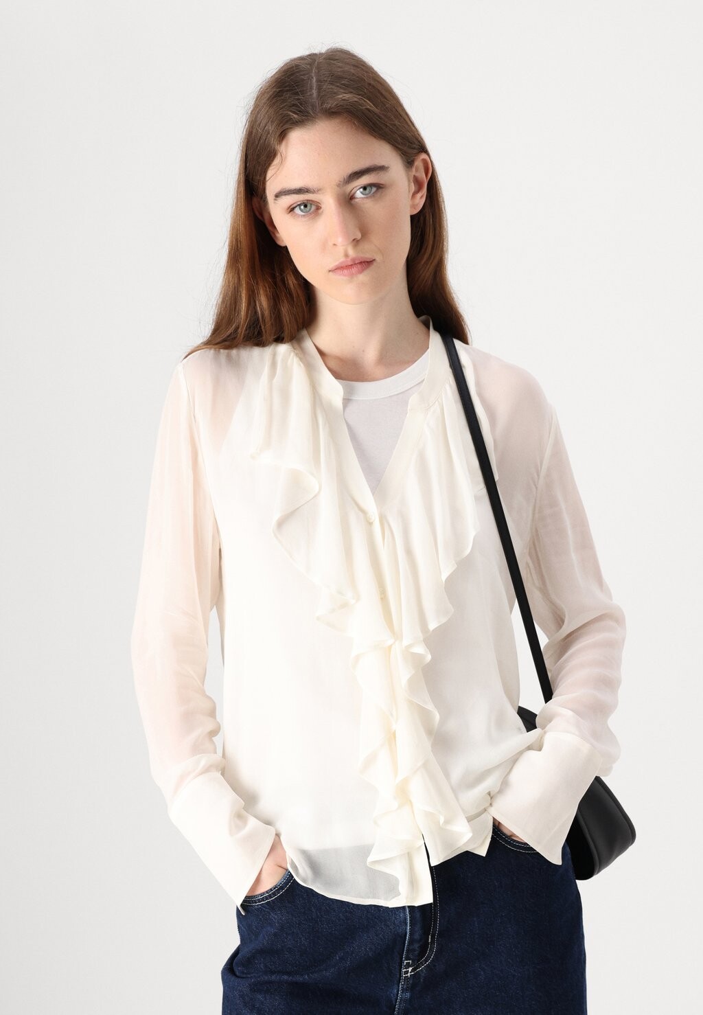 Блуза ELISHEVA HUGO, молочный 
Блуза ELISHEVA HUGO, молочный