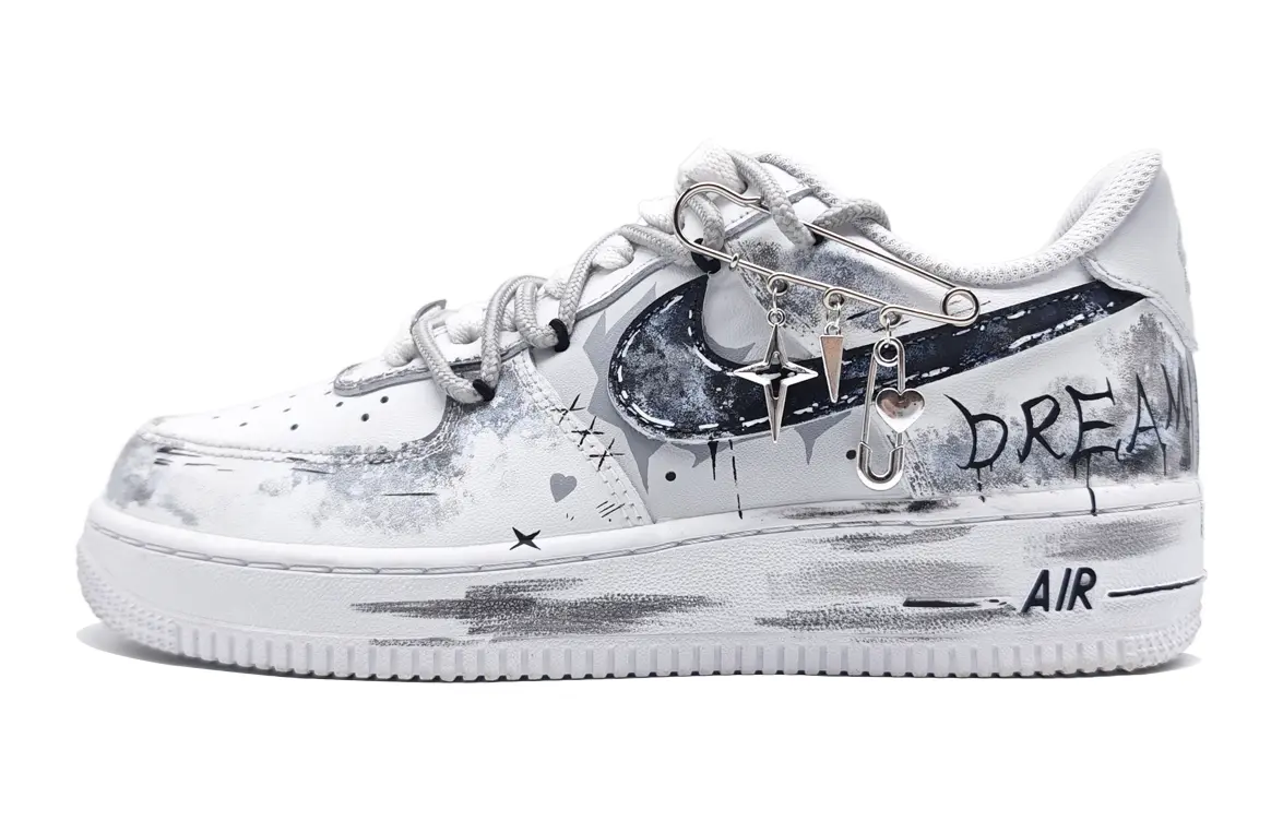 Кроссовки Nike Air Force 1 Nightmare Phantom износостойкие и легкие мужские черно-белые, цвет White
Кроссовки Nike Air Force 1 Nightmare Phantom износостойкие и легкие мужские черно-белые, цвет White