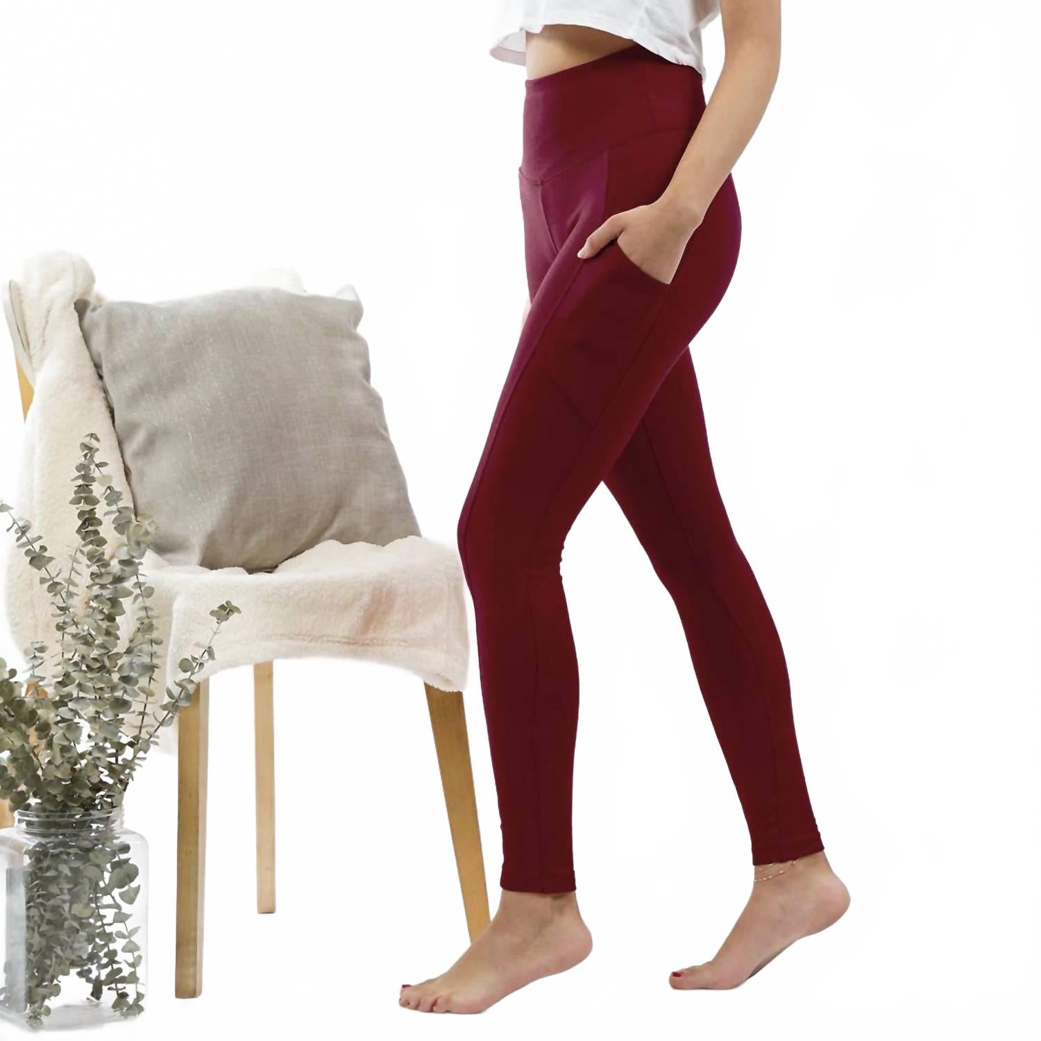 Темно-бордовые леггинсы с широким поясом и карманами ZENANA
Темно-бордовые леггинсы с широким поясом и карманами ZENANA