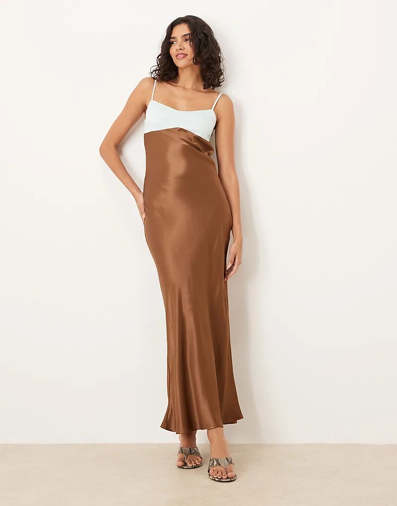 Платье-комбинация макси из атласа ASOS DESING с отделкой на груди, синего и шоколадного цветов
Платье-комбинация макси из атласа ASOS DESING с отделкой на груди, синего и шоколадного цветов