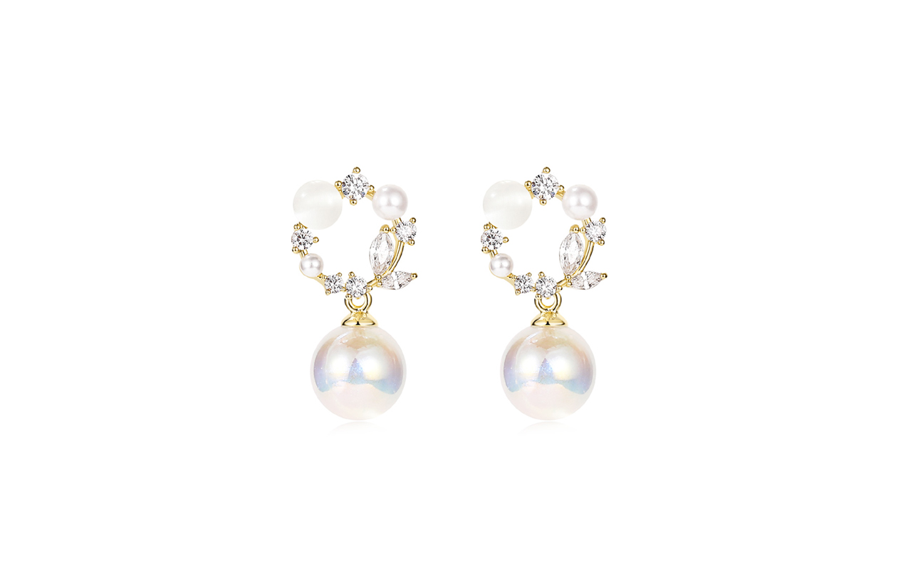 Искусственные жемчужные серьги-кольца подарок для подруги признание в любви набор в подарочной коробке DAN DREAM, золото
Искусственные жемчужные серьги-кольца подарок для подруги признание в любви набор в подарочной коробке DAN DREAM, золото