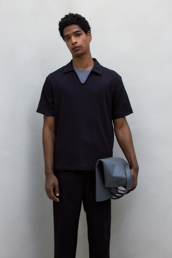 Футболка с воротником, прямого кроя H&M, синий
Футболка с воротником, прямого кроя H&M, синий