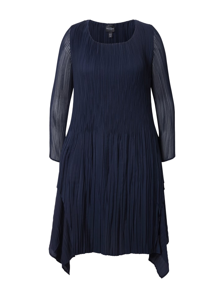 Платье Ulla Popken
Платье Ulla Popken