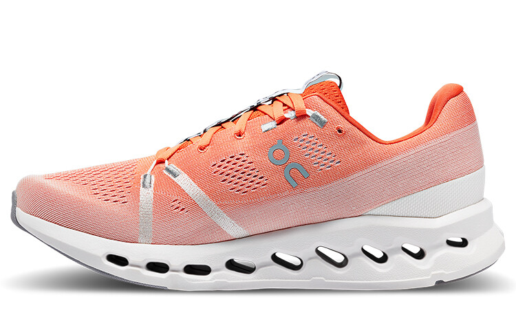 Кроссовки On Running Cloudsurfer Flame White
Кроссовки On Running Cloudsurfer Flame White