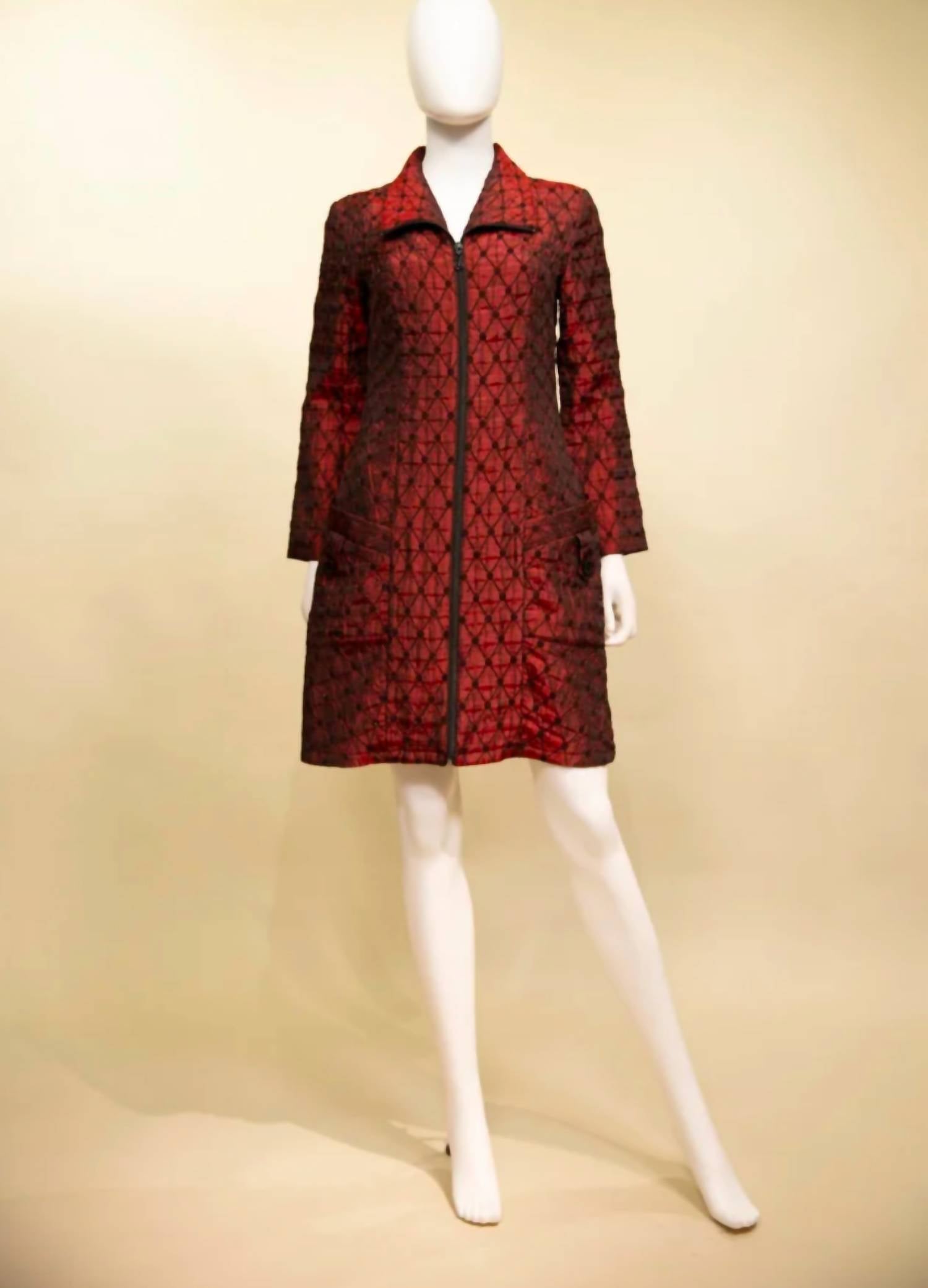 Платье-молния из тканого жаккарда с карманами цвета мерло Samuel Dong, цвет merlot
Платье-молния из тканого жаккарда с карманами цвета мерло Samuel Dong, цвет merlot