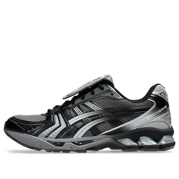 Кроссовки x музейный посетитель гель каяно 14 Asics, черный
Кроссовки x музейный посетитель гель каяно 14 Asics, черный