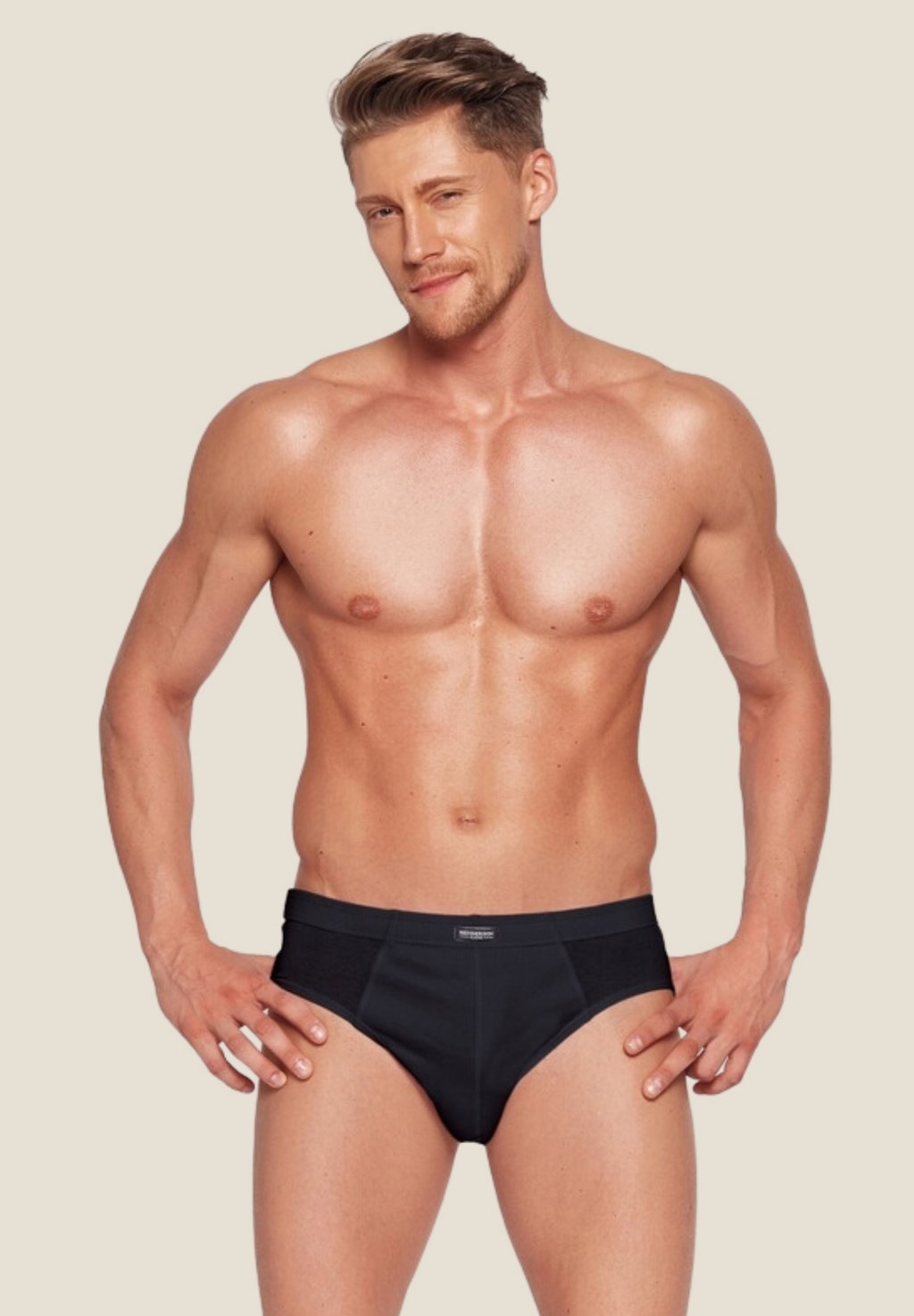 Трусы CLASSIC PLUS SIZE Henderson, черный
Трусы CLASSIC PLUS SIZE Henderson, черный