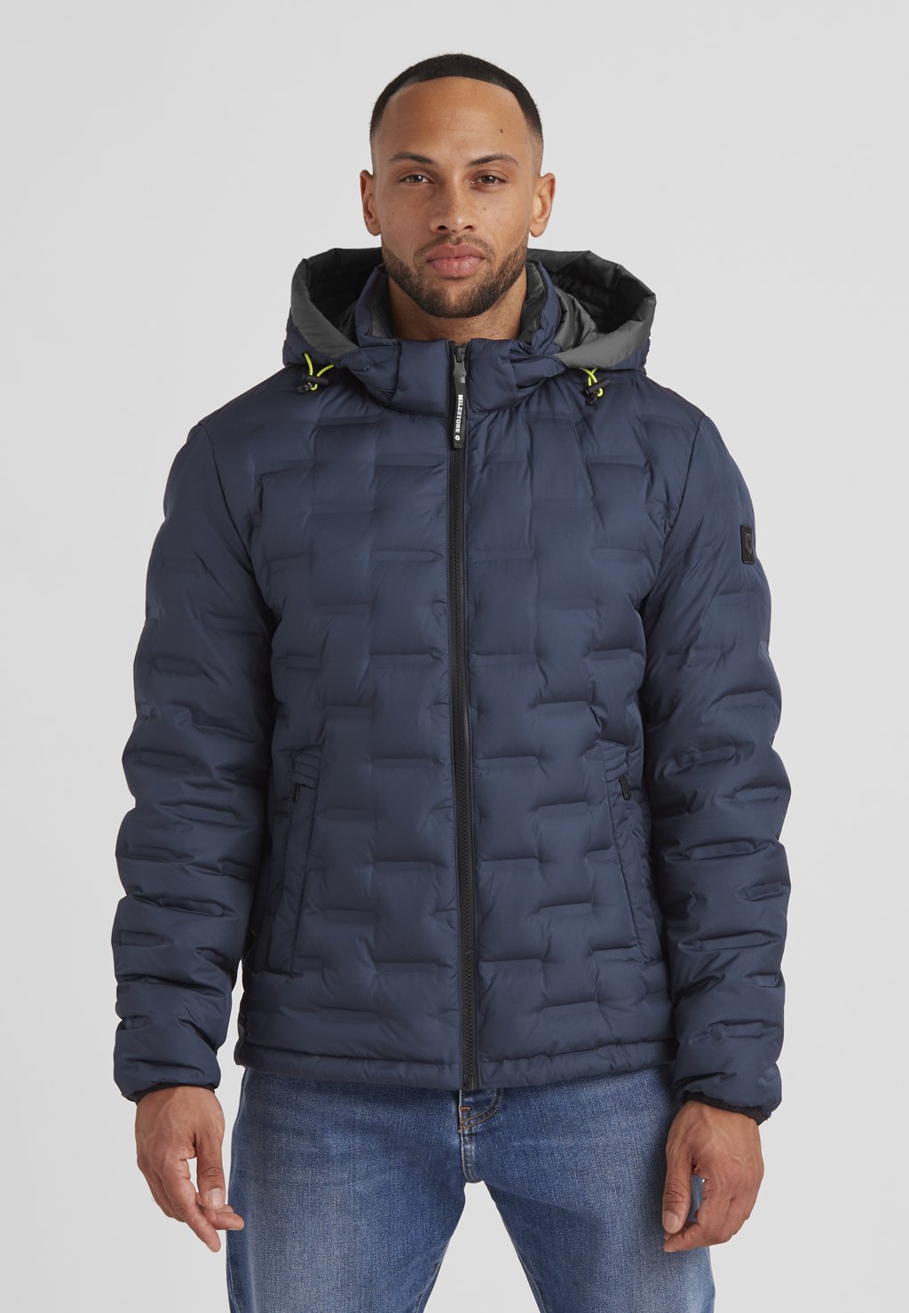 Пуховик MSBRAYDEN Milestone, темно-синий 
Пуховик MSBRAYDEN Milestone, темно-синий