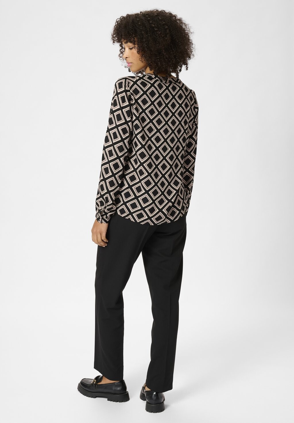 Блуза JALIE Kaffe, черный
Блуза JALIE Kaffe, черный