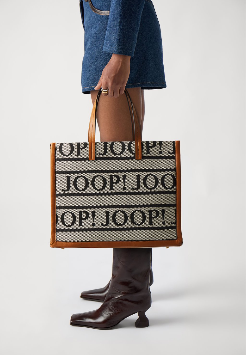 Сумка-тоут AURELIA JOOP!, светло-коричневый
Сумка-тоут AURELIA JOOP!, светло-коричневый