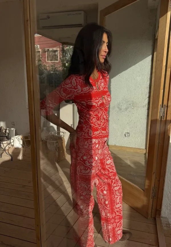 Футболка с принтом в виде банданы Never Fully Dressed, Red, Красный, Футболка с принтом в виде банданы Never Fully Dressed, Red
Футболка с принтом в виде банданы Never Fully Dressed, Red, Красный, Футболка с принтом в виде банданы Never Fully Dressed, Red