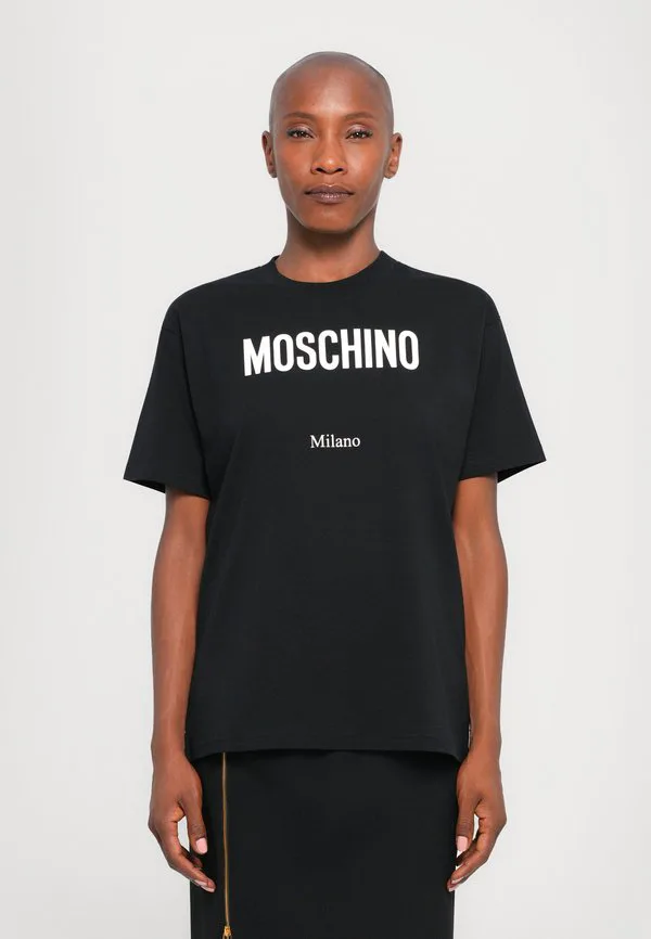 Футболка с принтом Moschino, Black, Черный, Футболка с принтом Moschino, Black
Футболка с принтом Moschino, Black, Черный, Футболка с принтом Moschino, Black