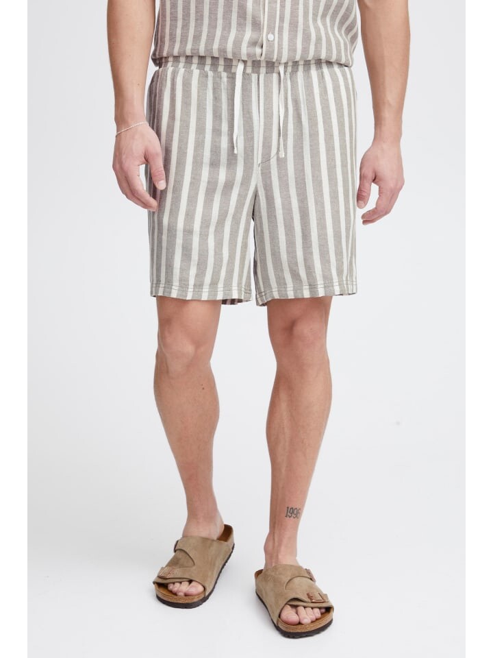 Тканевые шорты !SOLID, цвет chinoshorts in
Тканевые шорты !SOLID, цвет chinoshorts in