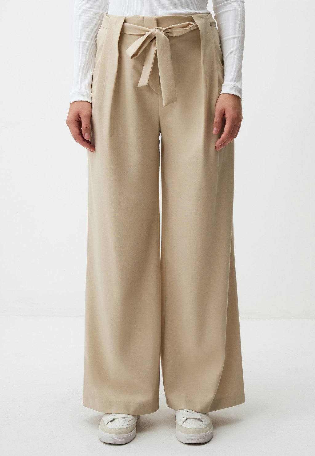 Брюки HIGH-WAISTED Jimmy Key, бежевый
Брюки HIGH-WAISTED Jimmy Key, бежевый