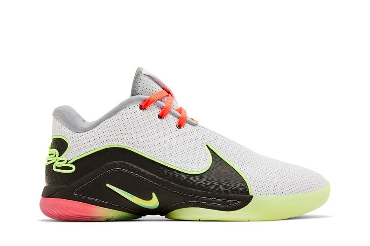 Кроссовки Nike LeBron 22 Crown Jewel, белый
Кроссовки Nike LeBron 22 Crown Jewel, белый