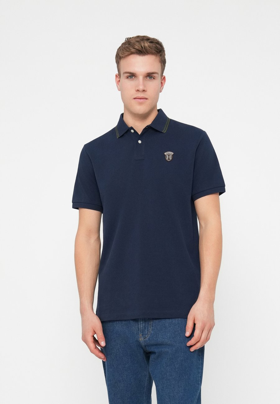 Поло Hackett London HERITAGE BADGE, Old Navy/Dark Blue, Синий, Поло Hackett London HERITAGE BADGE, Old Navy/Dark Blue
Поло Hackett London HERITAGE BADGE, Old Navy/Dark Blue, Синий, Поло Hackett London HERITAGE BADGE, Old Navy/Dark Blue
