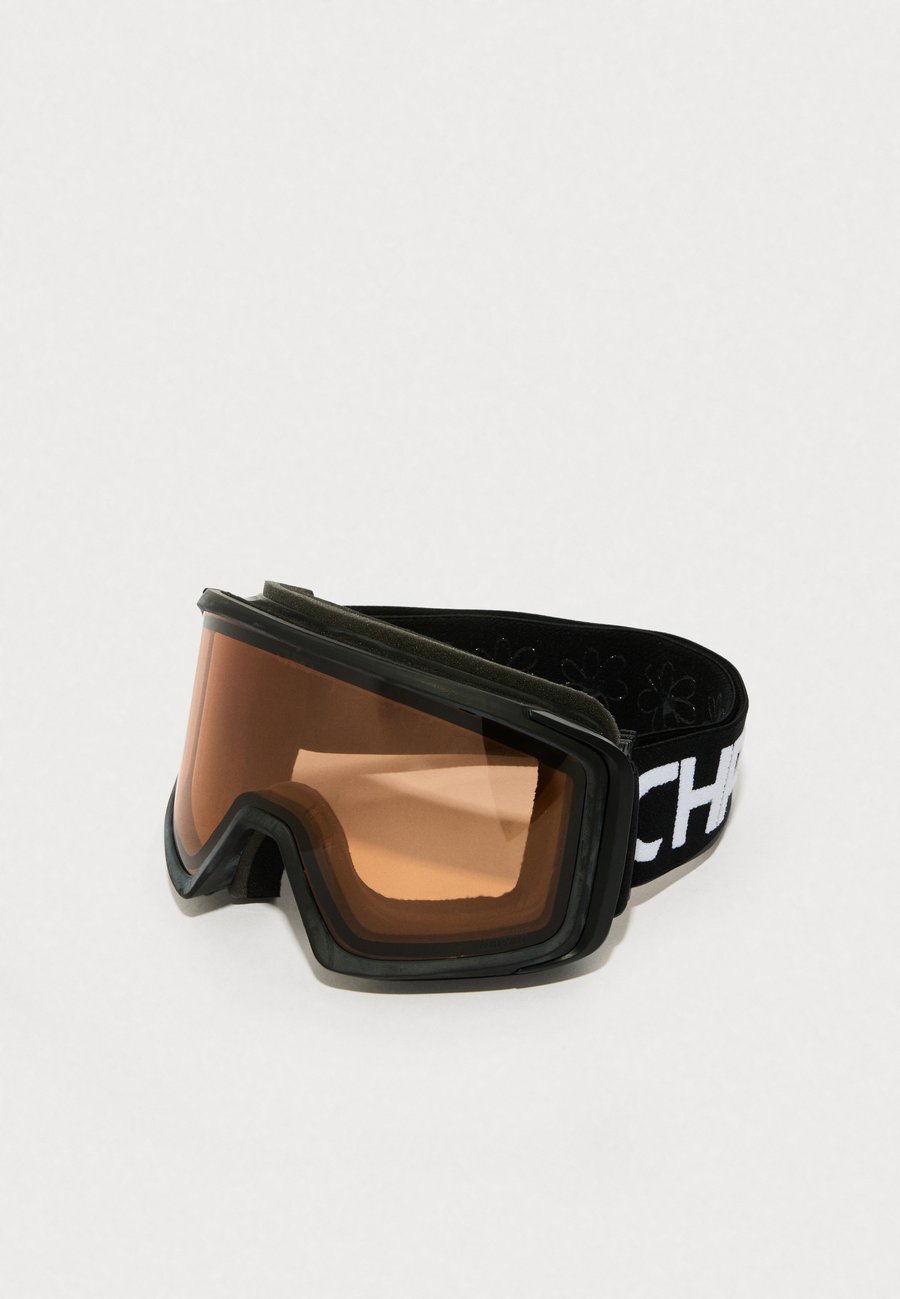 Солнцезащитные очки CHPO HAWAII PHOTOCHROMIC UNISEX, Black/White/Black
Солнцезащитные очки CHPO HAWAII PHOTOCHROMIC UNISEX, Black/White/Black
