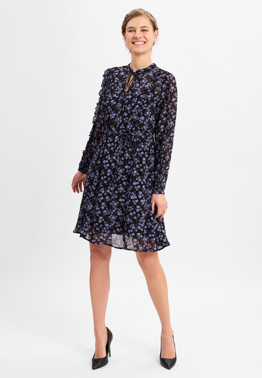 Платье MSCH Copenhagen Day dress, Lila Schwarz/Purple
Платье MSCH Copenhagen Day dress, Lila Schwarz/Purple