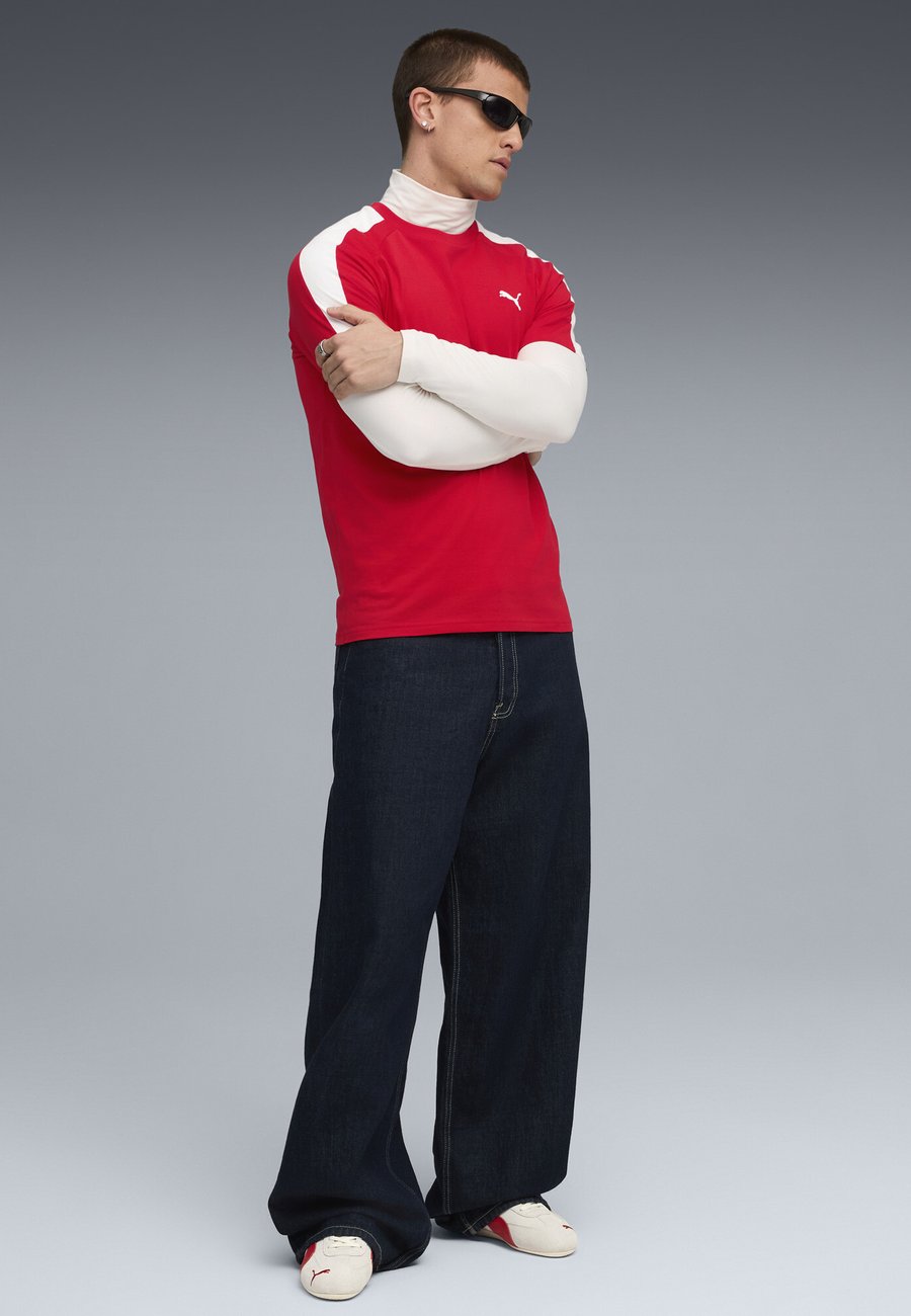 Футболка Puma TEE, For All Time Red/Red, Красный, Футболка Puma TEE, For All Time Red/Red
Футболка Puma TEE, For All Time Red/Red, Красный, Футболка Puma TEE, For All Time Red/Red