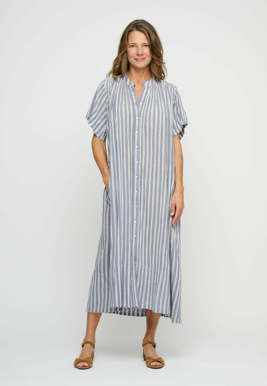 Платье-рубашка JUNE STRIPE moshi moshi mind, синий
Платье-рубашка JUNE STRIPE moshi moshi mind, синий