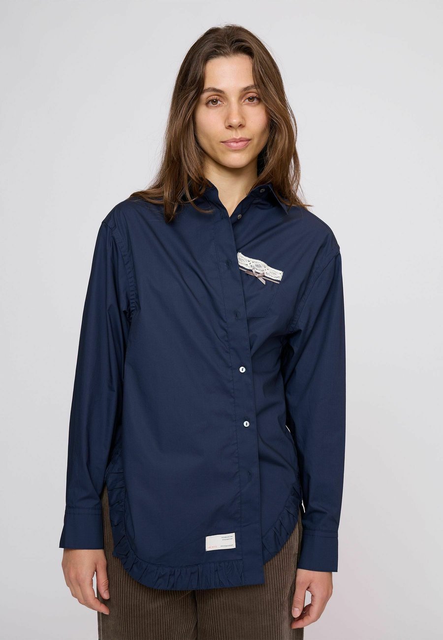 Блуза Odd Molly Button-down blouse, Navy/Dark Blue
Блуза Odd Molly Button-down blouse, Navy/Dark Blue