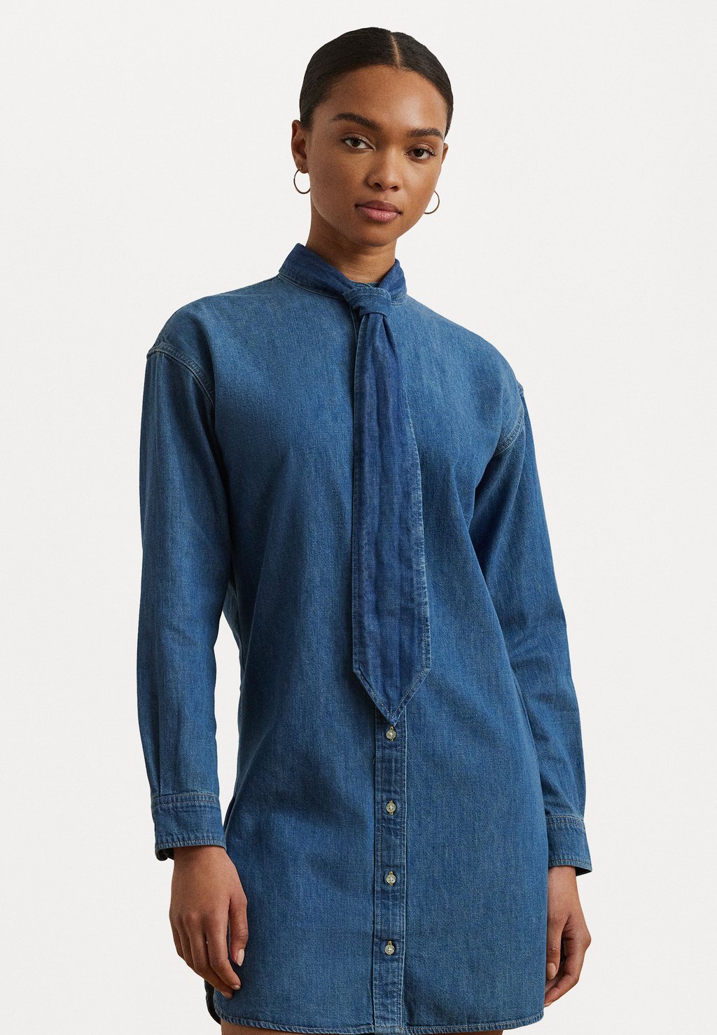 Джинсовое платье DENIM TIE NECK SHIRTDRESS Lauren Ralph Lauren, синий
Джинсовое платье DENIM TIE NECK SHIRTDRESS Lauren Ralph Lauren, синий