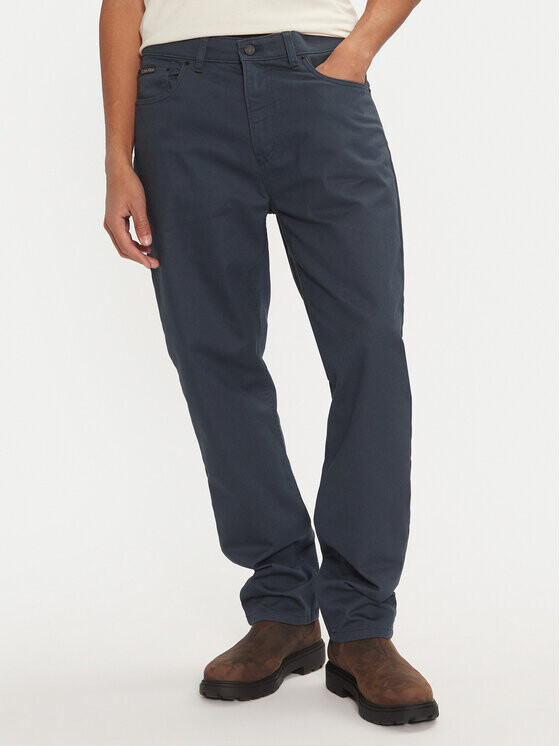 Тканевые брюки прямого кроя Calvin Klein Jeans, синий
Тканевые брюки прямого кроя Calvin Klein Jeans, синий