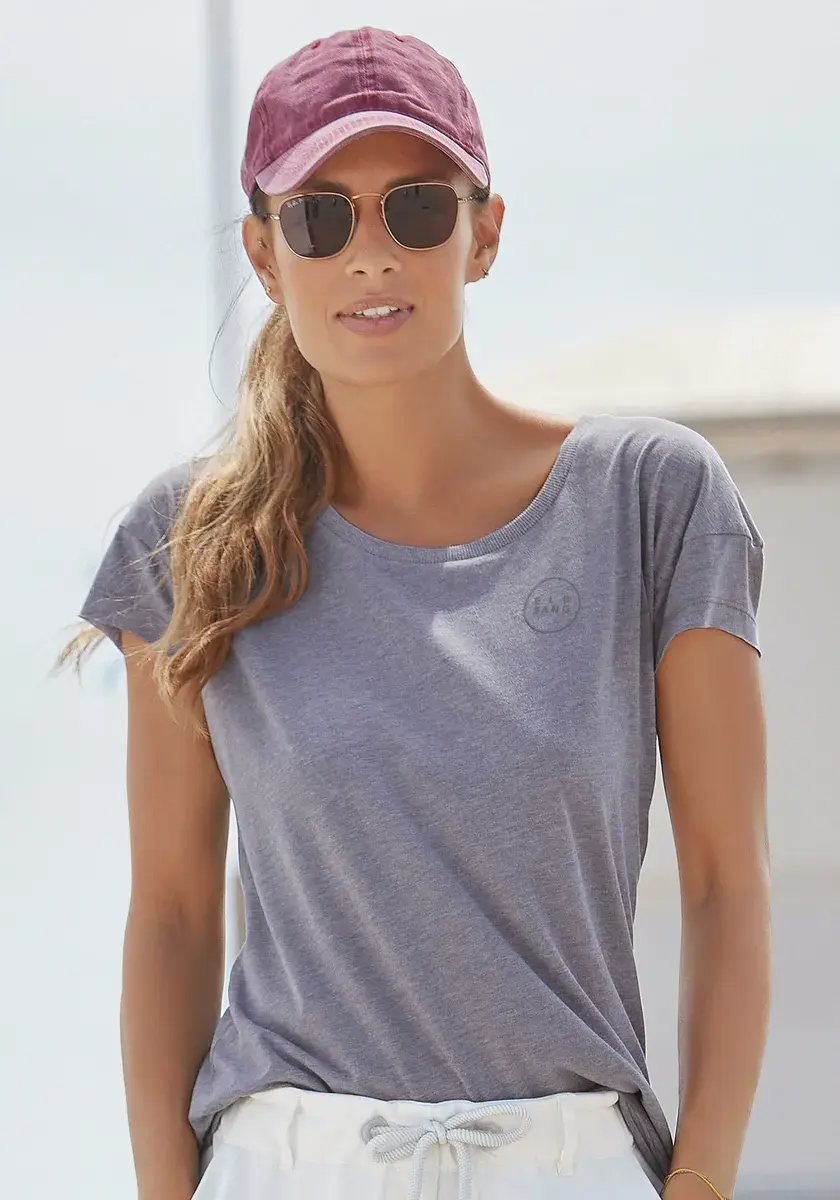 Футболка Elbsand "Ranva", с логотипом, рубашка с короткими рукавами из смеси хлопка, спортивная, синий
Футболка Elbsand "Ranva", с логотипом, рубашка с короткими рукавами из смеси хлопка, спортивная, синий