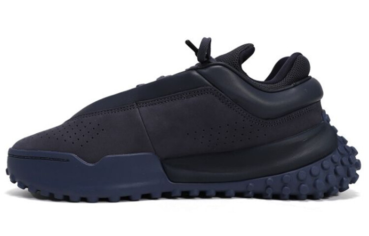 Мужская обувь Fila FM Lifestyle
Мужская обувь Fila FM Lifestyle