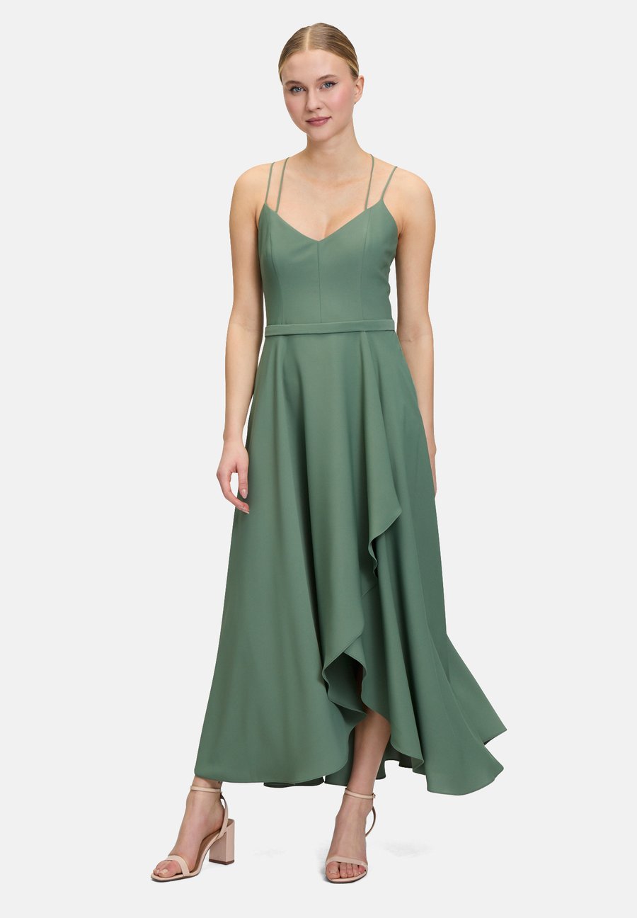 Платье Vera Mont ABEND MIT VOLANT, Light Aventurine/Green
Платье Vera Mont ABEND MIT VOLANT, Light Aventurine/Green